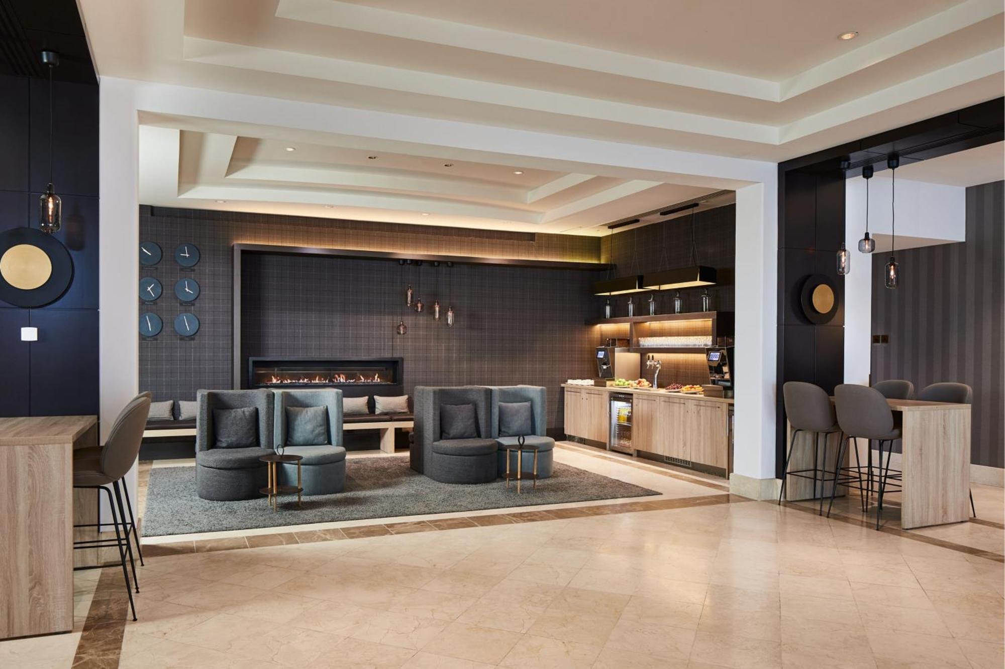 Copenhagen Marriott Hotel Esterno foto The lounge at the airport