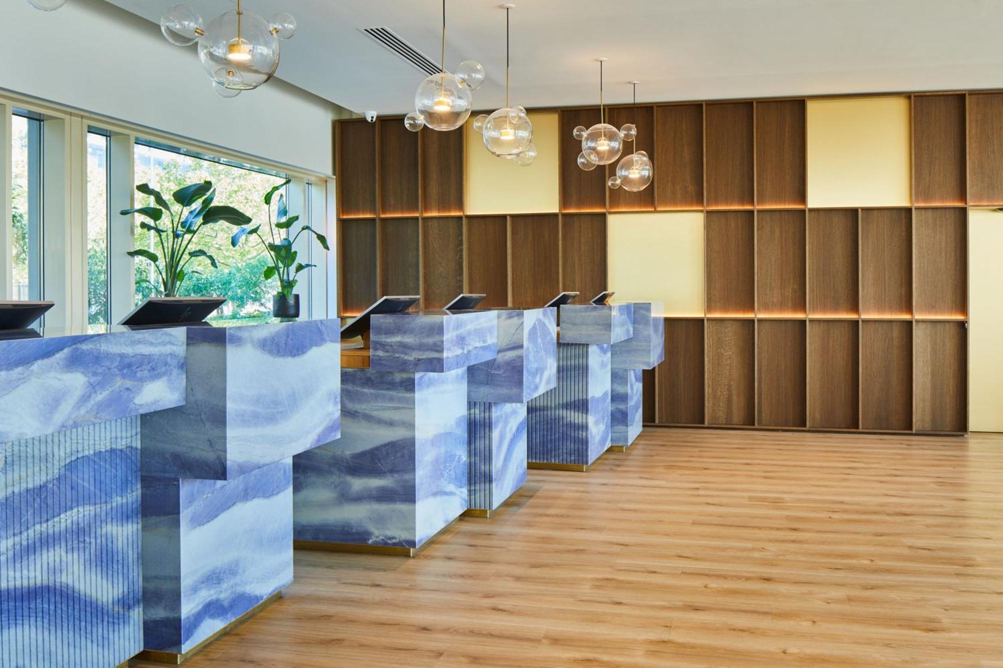 Copenhagen Marriott Hotel Esterno foto Reception desk