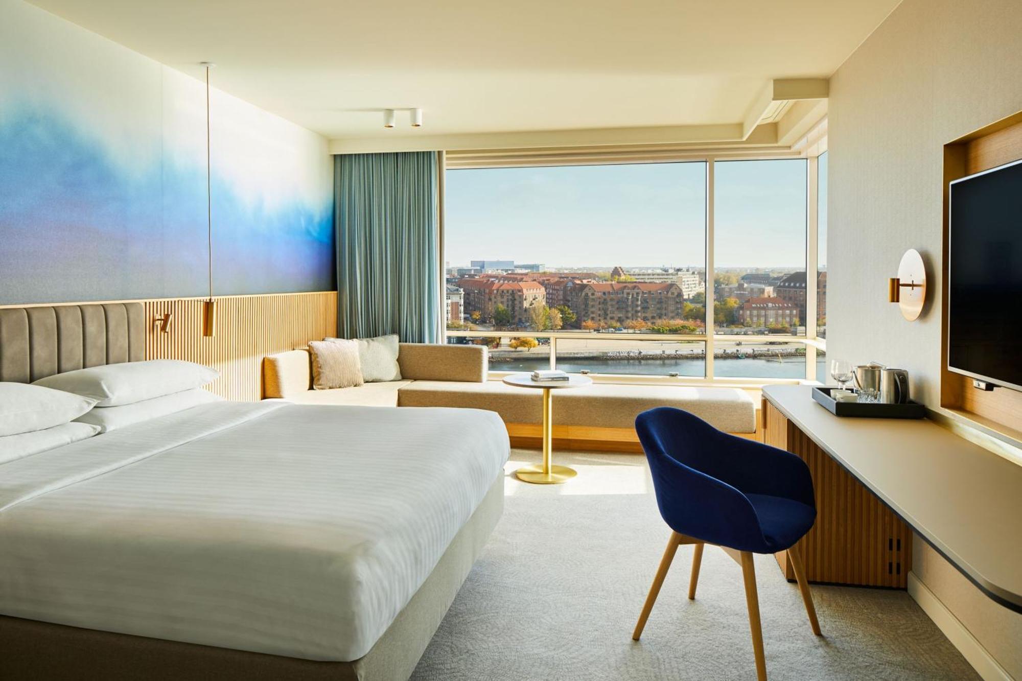 Copenhagen Marriott Hotel Esterno foto A guest room at the hotel