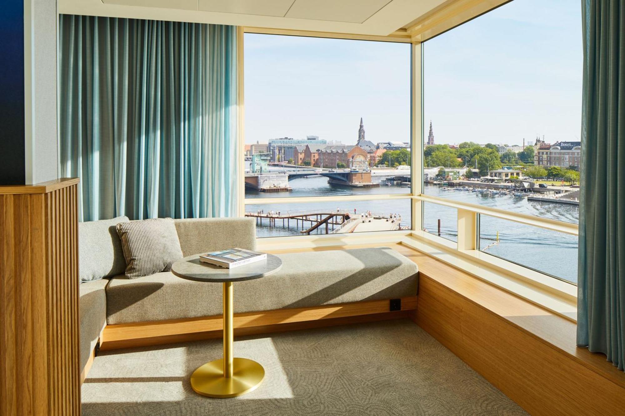 Copenhagen Marriott Hotel Esterno foto A room at the hotel