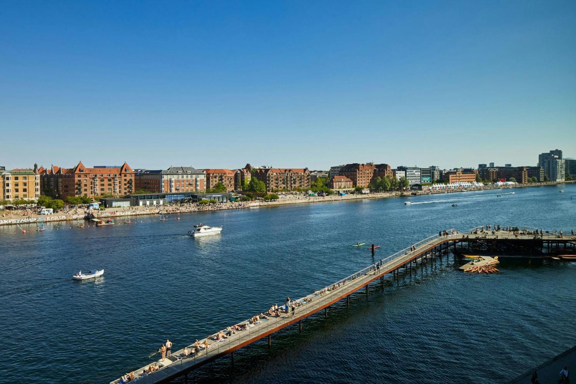 Copenhagen Marriott Hotel Esterno foto The bridge seen from the south